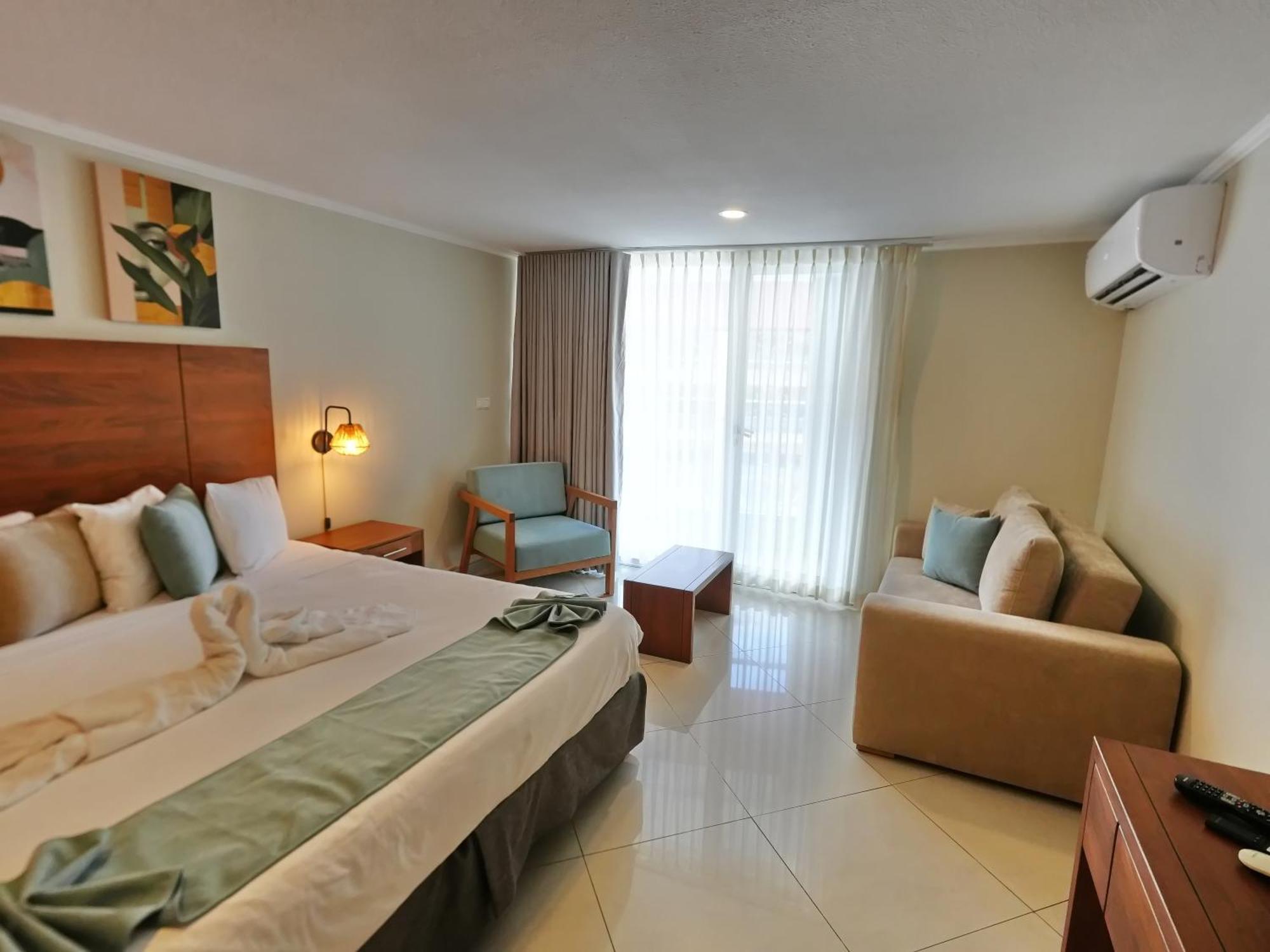 City Suites & Beach Hotel วิลเลมสตัด ภายนอก รูปภาพ